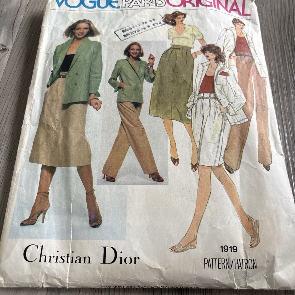 Vintage Sewing Pattern VOGUE Paris Original Christian Dior # 1919 Size 12